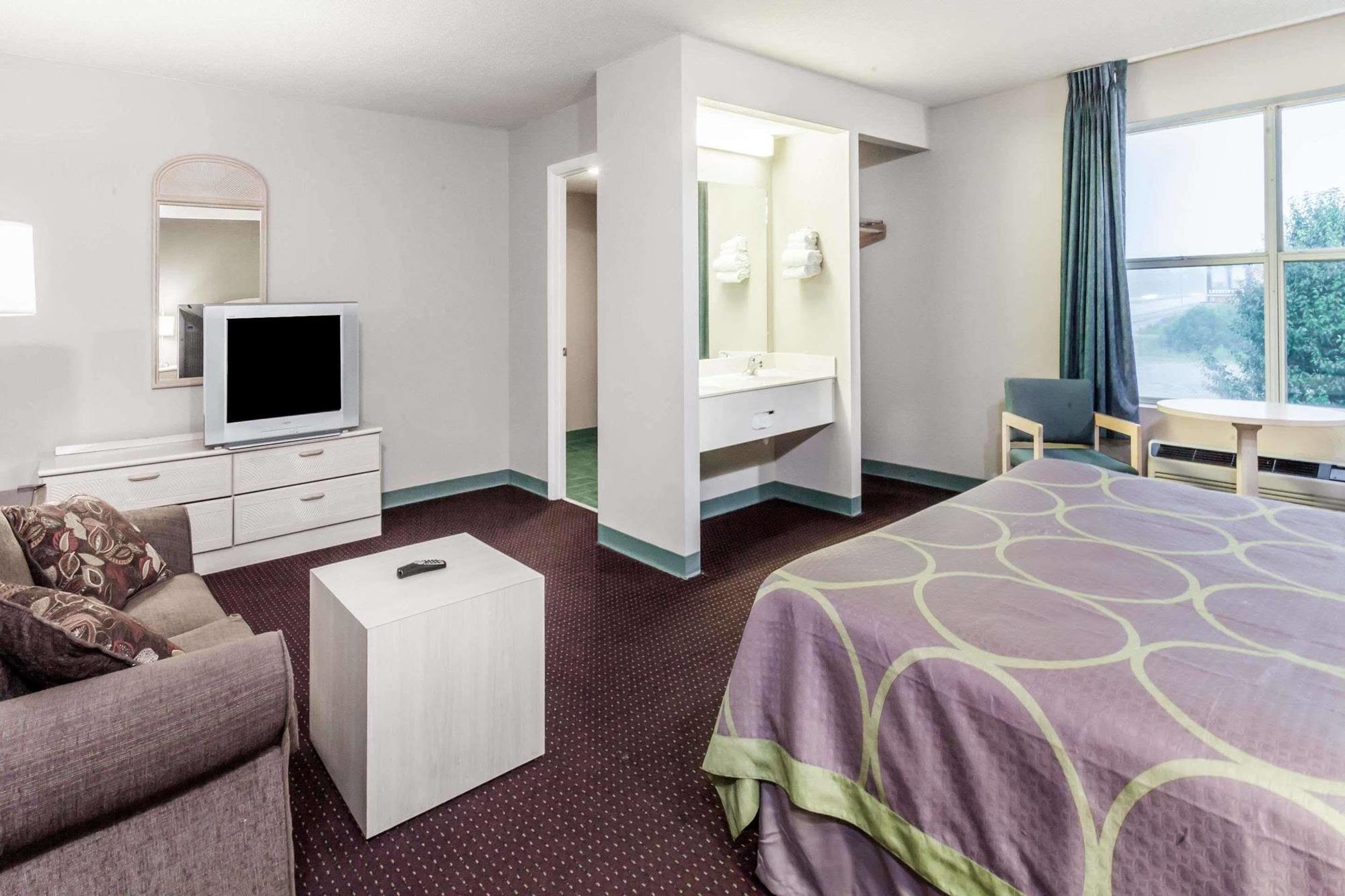 Super 8 By Wyndham Sevierville Riverside Экстерьер фото